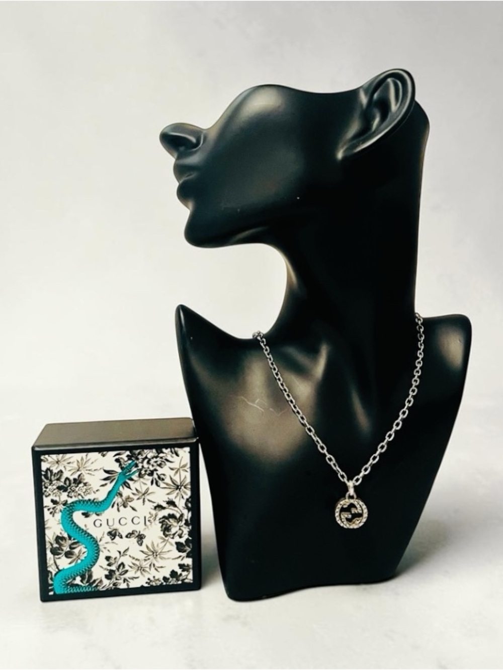 Gucci Interlocking G Arabesque925 Silver Necklace - Picture 3 of 12